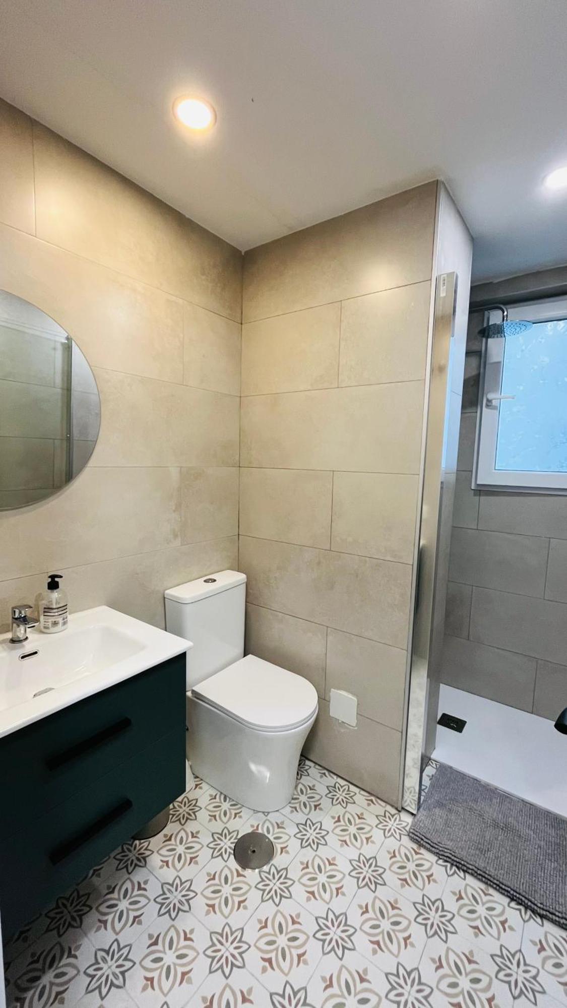 Bueno, Bonito Y Barato Apartment Malaga Ngoại thất bức ảnh